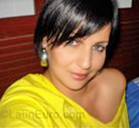 Date this gorgeous Brazil girl Elaine from Goiania B-183