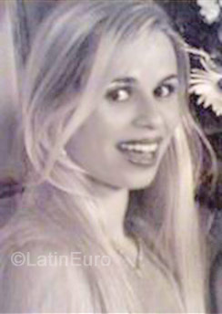 Date this charming Brazil girl Maria from Santos B-186