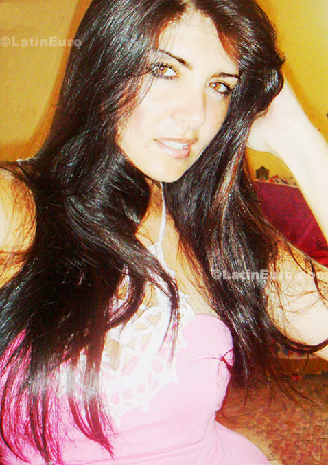 Date this athletic Brazil girl Janaina from Fortaleza B-99