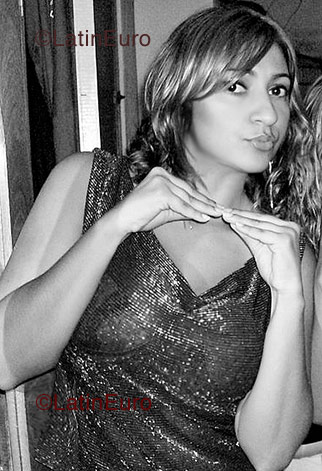 Date this young Brazil girl Fabiana from Santa Luzia B1184