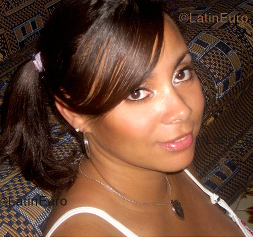 Date this cute Brazil girl Jaqueline from Sao Goncalo B1299