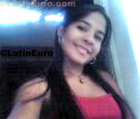 Date this young Brazil girl Renata from Aracaju B135