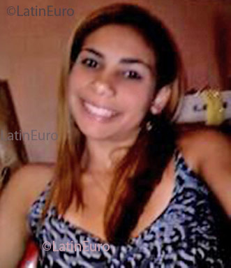 Date this nice looking Brazil girl Celine from Fortaleza B1803