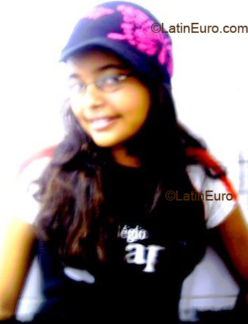 Date this sensual Brazil girl Thays from Belem B1862