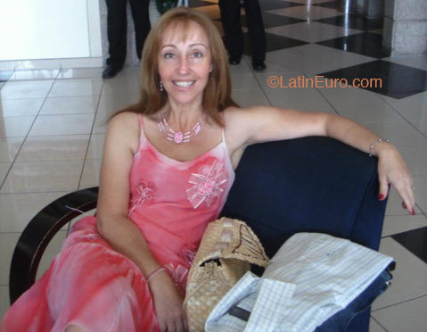 Date this charming Brazil girl Vera from Sao Paulo B2124