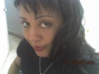 Date this stunning Brazil girl Adriane from Goiania B2176
