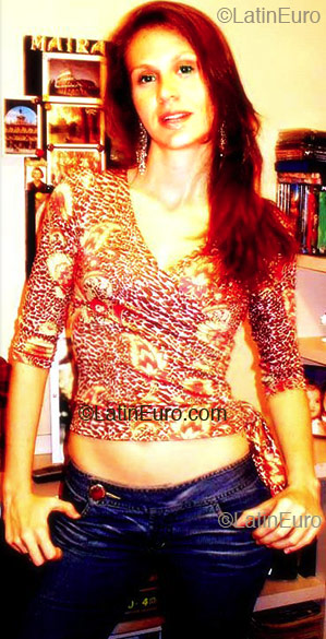 Date this sultry Brazil girl Maira from RIO DE JANEIRO B2346