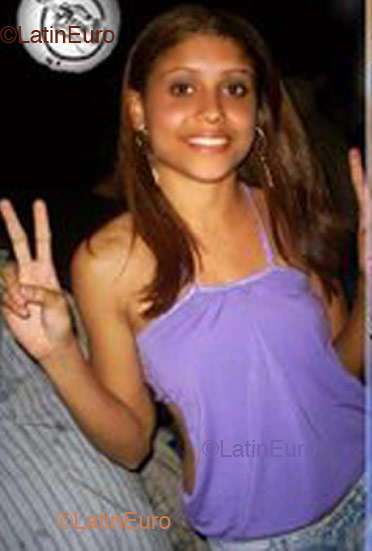 Date this stunning Brazil girl Nayane from  B2358