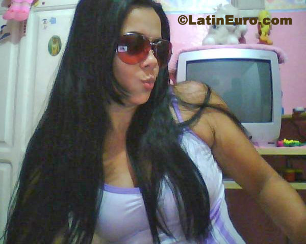 Date this stunning Brazil girl Andreza from Manaus B238