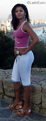 Date this passionate Brazil girl Rosileide from VARZEA GRANDE B2407