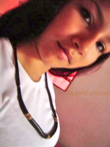 Date this georgeous Brazil girl Elka from SAO JORGE B2456