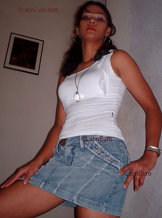 Date this young Brazil girl Eliete from GOVERNADOR VALADARES B2625