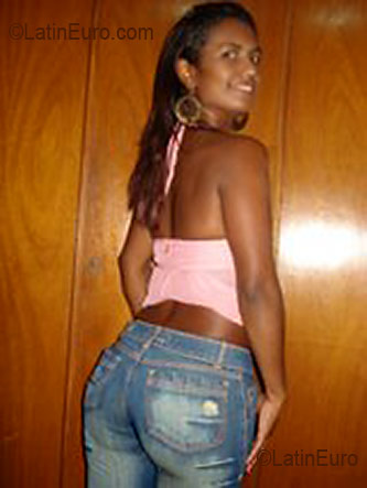 Date this stunning Brazil girl Ana from FORTALEZA B2643