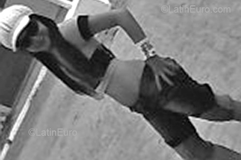 Date this cute Brazil girl Thamyres from CORRENTES B2650