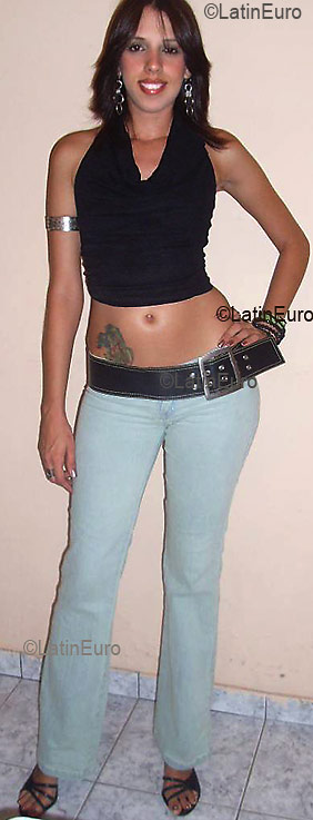 Date this nice looking Brazil girl Joana from SUMARE B2749