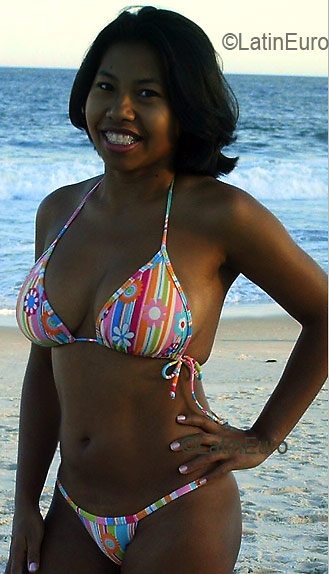 Date this sultry Brazil girl Maria from RIO DE JANEIRO B2763