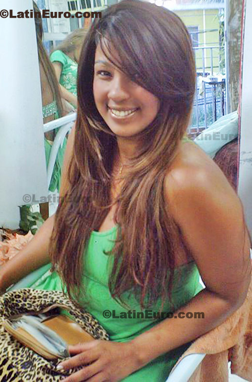 Date this lovely Brazil girl Patricia from Belford Roxo B328