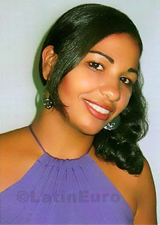 Date this fun Brazil girl Roseli from Salvador B397