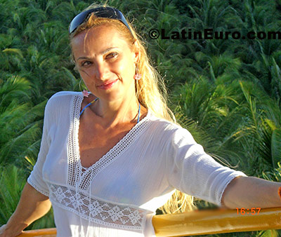 Date this funny Brazil girl Nice from Rio de Janeiro B405