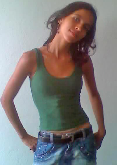 Date this athletic Brazil girl Patricia from Ribeirao Das Neves B409