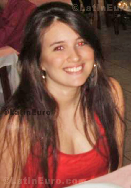 Date this passionate Brazil girl Heloisa from Goiania B429