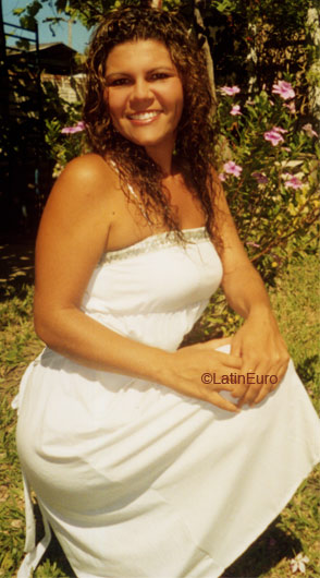 Date this happy Brazil girl Georgia from PORTO ALEGRE B5181