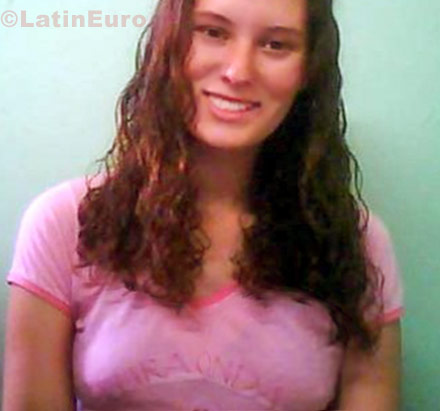Date this charming Brazil girl Vanderleia from Toledo B572