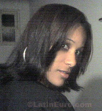 Date this pretty Brazil girl Camila from Belford Roxo B5