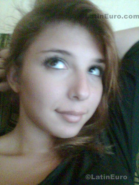 Date this beautiful Brazil girl Jeniffer from Rio de Janeiro B629