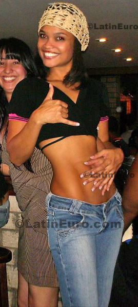 Date this pretty Brazil girl Cleide from Brasilia B639