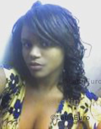 Date this fun Brazil girl Thattyelly from Juiz de Fora B805