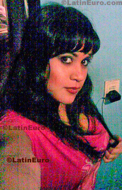 Date this nice looking Any Country girl Maria from  N-1084