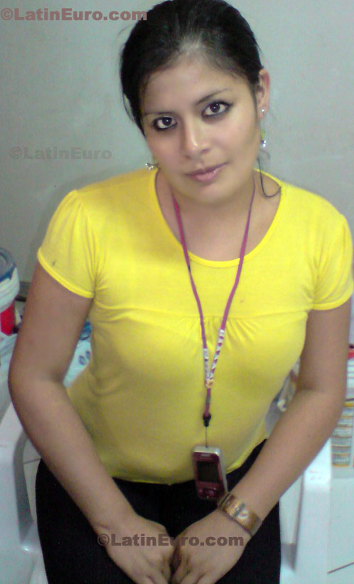 Date this hard body Peru girl Blanca from Lima N-1158