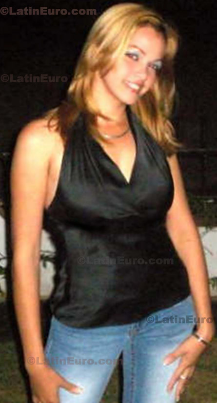 Date this exotic Dominican Republic girl Miguelina from Barahona N-1244