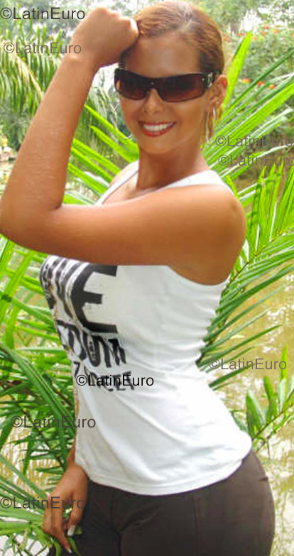Date this passionate Peru girl Karen from  N-129