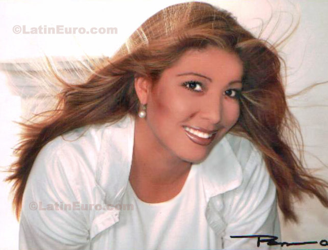 Date this stunning Mexico girl Neftali- from Tijuana N-1320