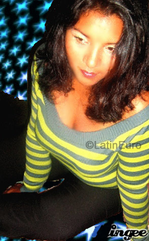 Date this hard body Peru girl Gisella from Lima N-1473