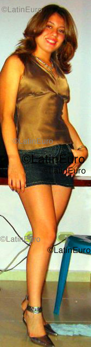 Date this charming Honduras girl Andys- from  N-169