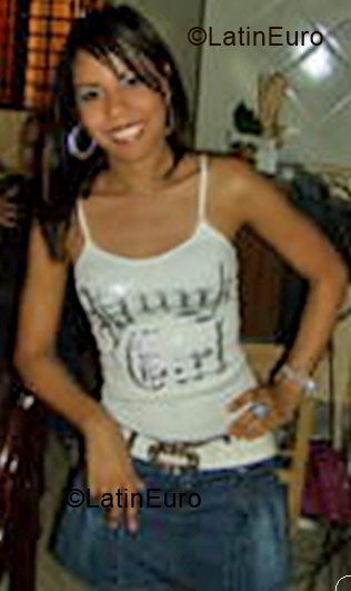 Date this voluptuous Any Country girl Josefina from Santo Domingo N-25