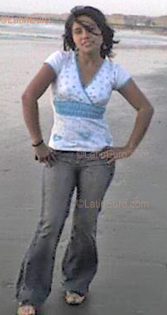 Date this good-looking Peru girl Rosmery from  N-332
