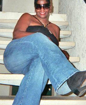 Date this tall United States girl Marcella from Sacramento N-370