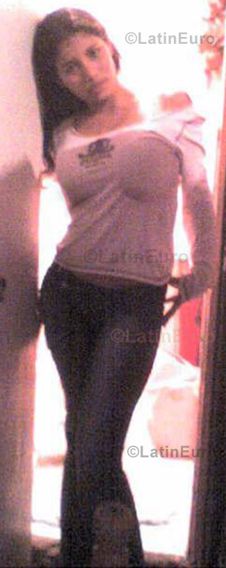 Date this charming Peru girl Celina from Lima N-572
