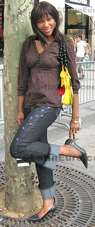 Date this tall Canada girl Patricia from Montreal N-797