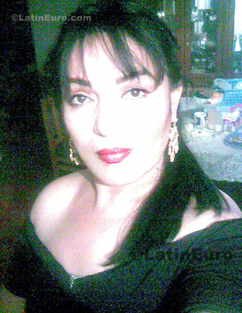 Date this nice looking Any Country girl Mary from Durango N-814