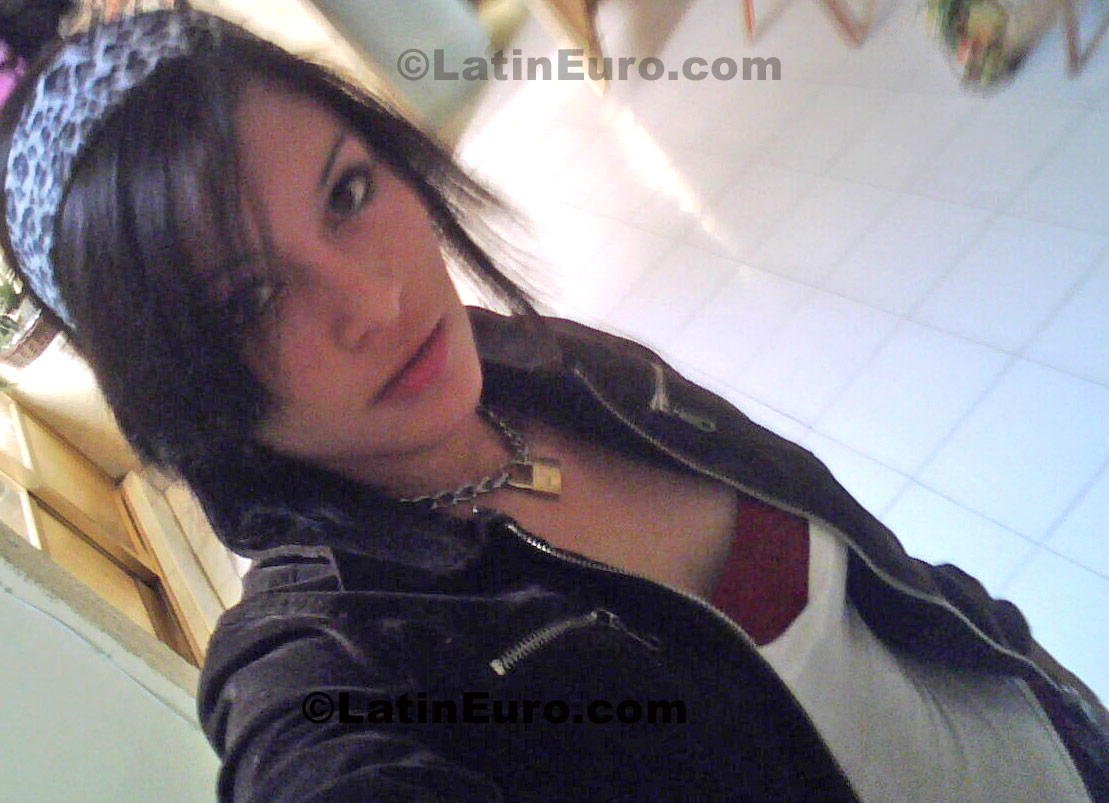 Date this beautiful Mexico girl Alejandra from Valle De Santiago N-867