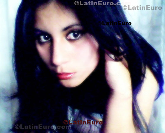 Date this stunning Peru girl Nataly from Cajamarca N-975