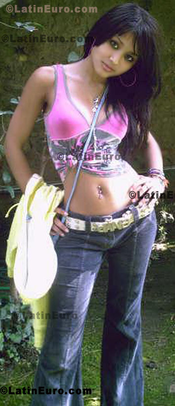 Date this sultry Any Country girl Brishet from Lima N-988