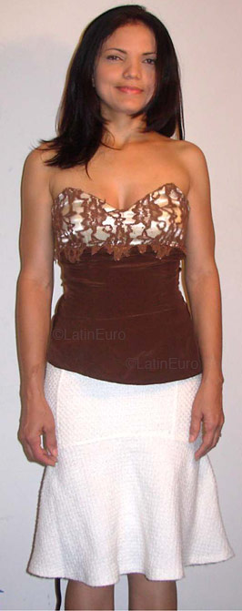 Date this foxy Venezuela girl Ana from  N1258