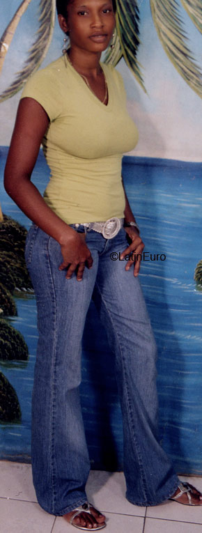 Date this gorgeous Jamaica girl Betricia from Kingston N1396