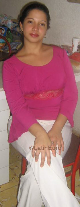 Date this passionate Panama girl Yariela from  N1461
